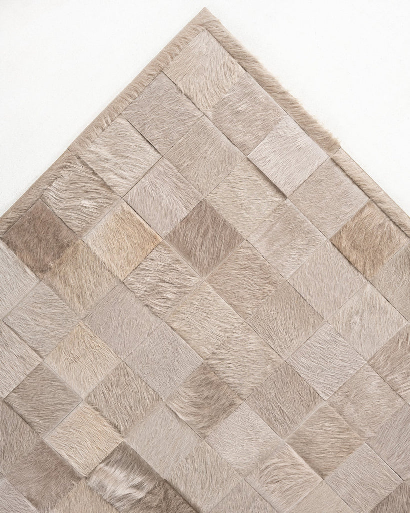 Design Study / Hide Rug / 20352