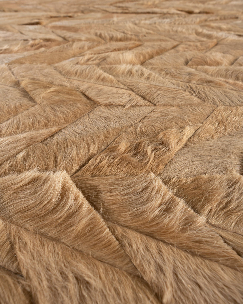 Lance / Hide Rug / 17394