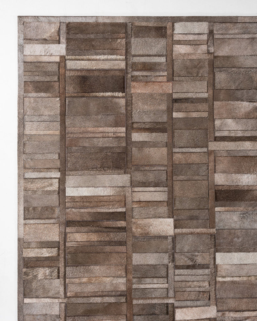 Four Seasons / Hide Rug / 18056