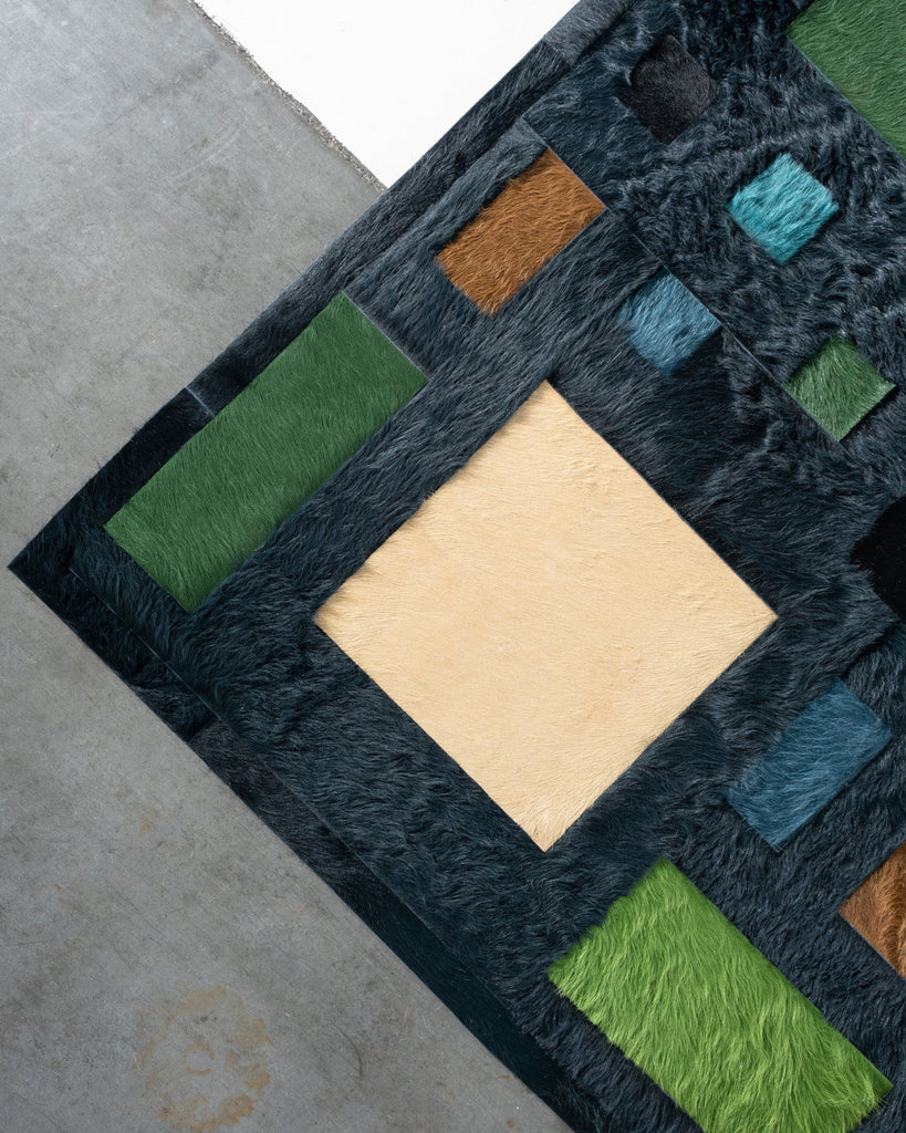 Custom / Hide Rug / 17187