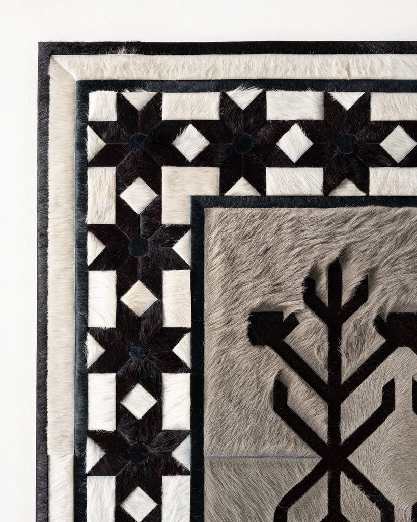 Winterlude / Hide Rug / 20366