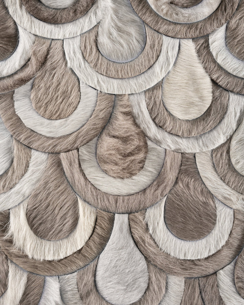 Shift / Hide Rug / 17328