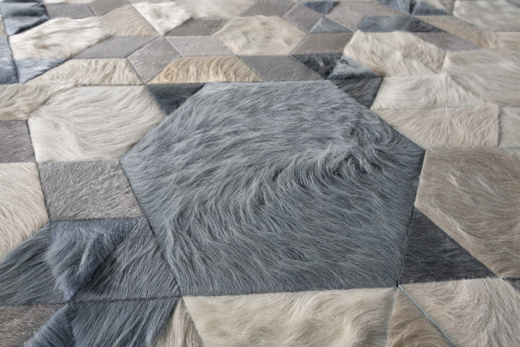 Shatter / Hide Rug / 17046