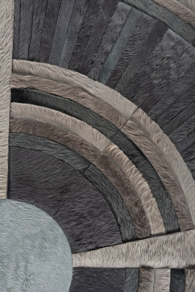 Atlas / Hide Rug / 22652
