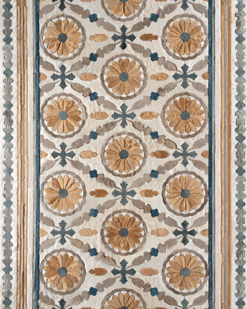 Aubusson / Hide Rug / 18329