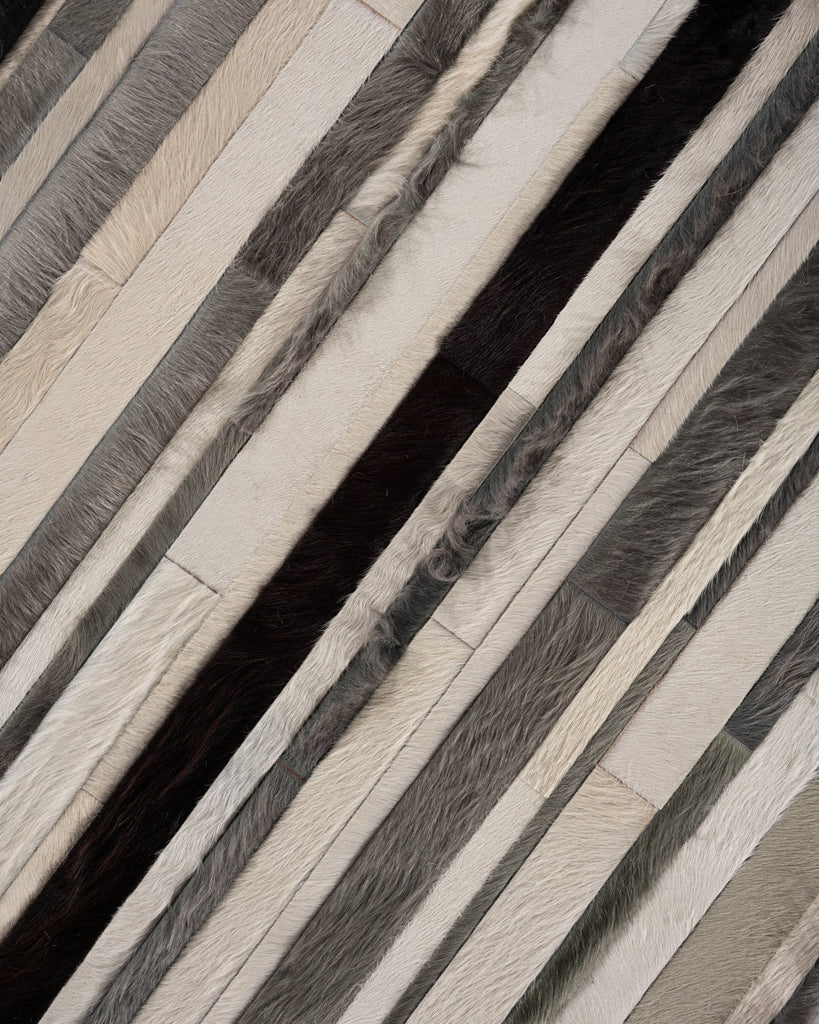 Jet Stream / Hide Rug / 18846