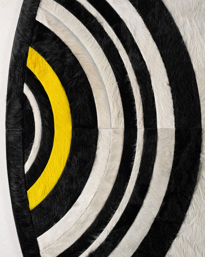 Spotlight / Hide Rug / 17726