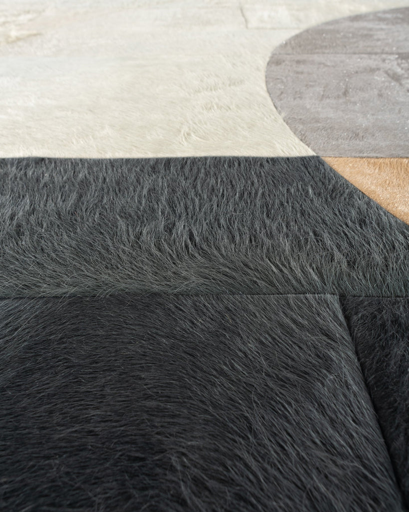 Prisma / Hide Rug / 22586