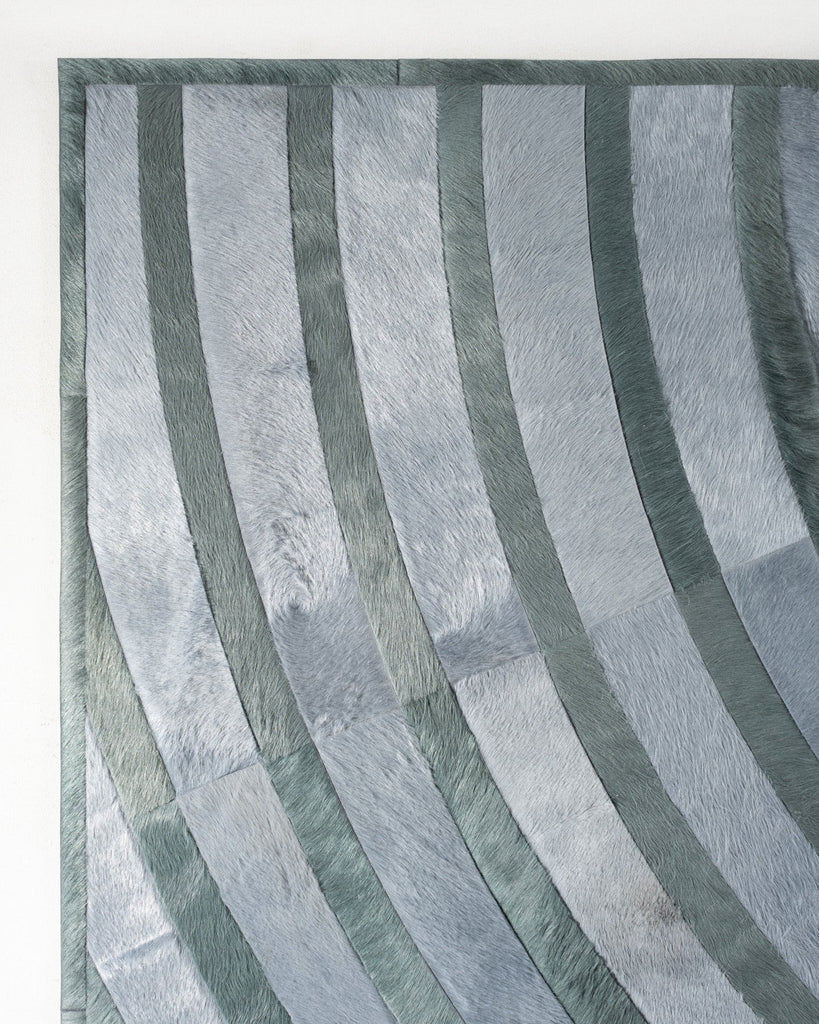 Equinox / Hide Rug / 18585