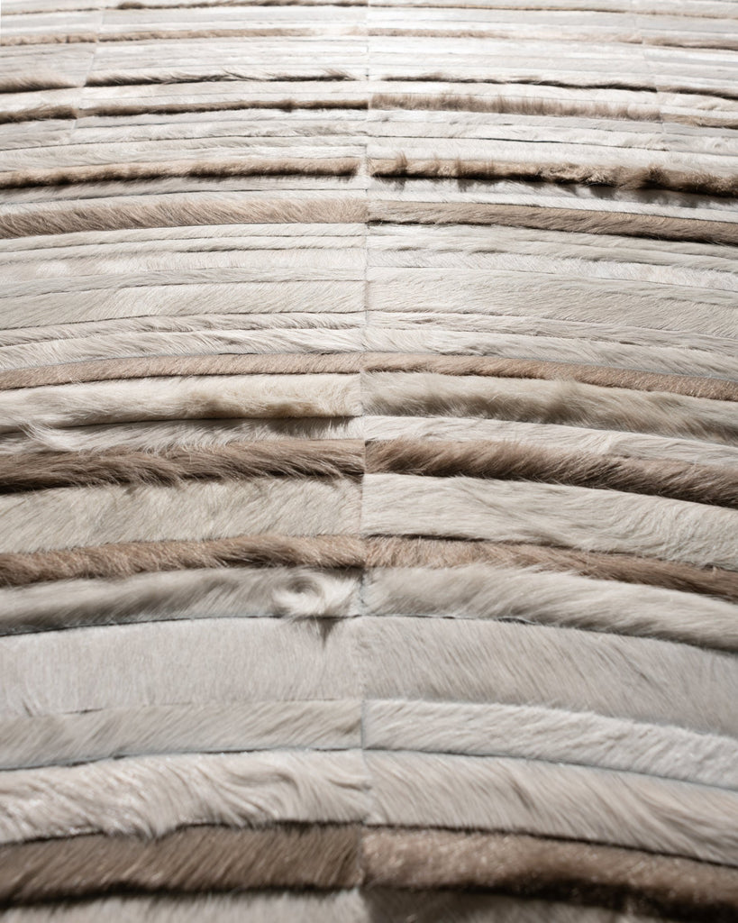 Transmission / Hide Rug / 17454