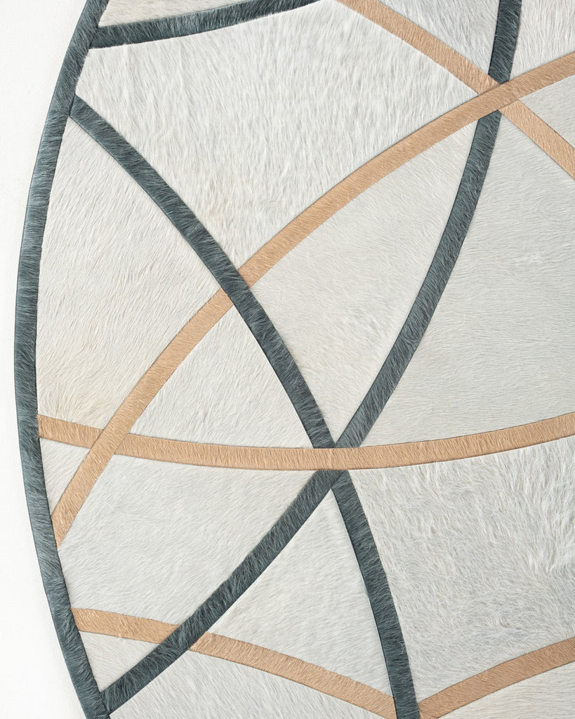 Silhouette / Hide Rug / 20842