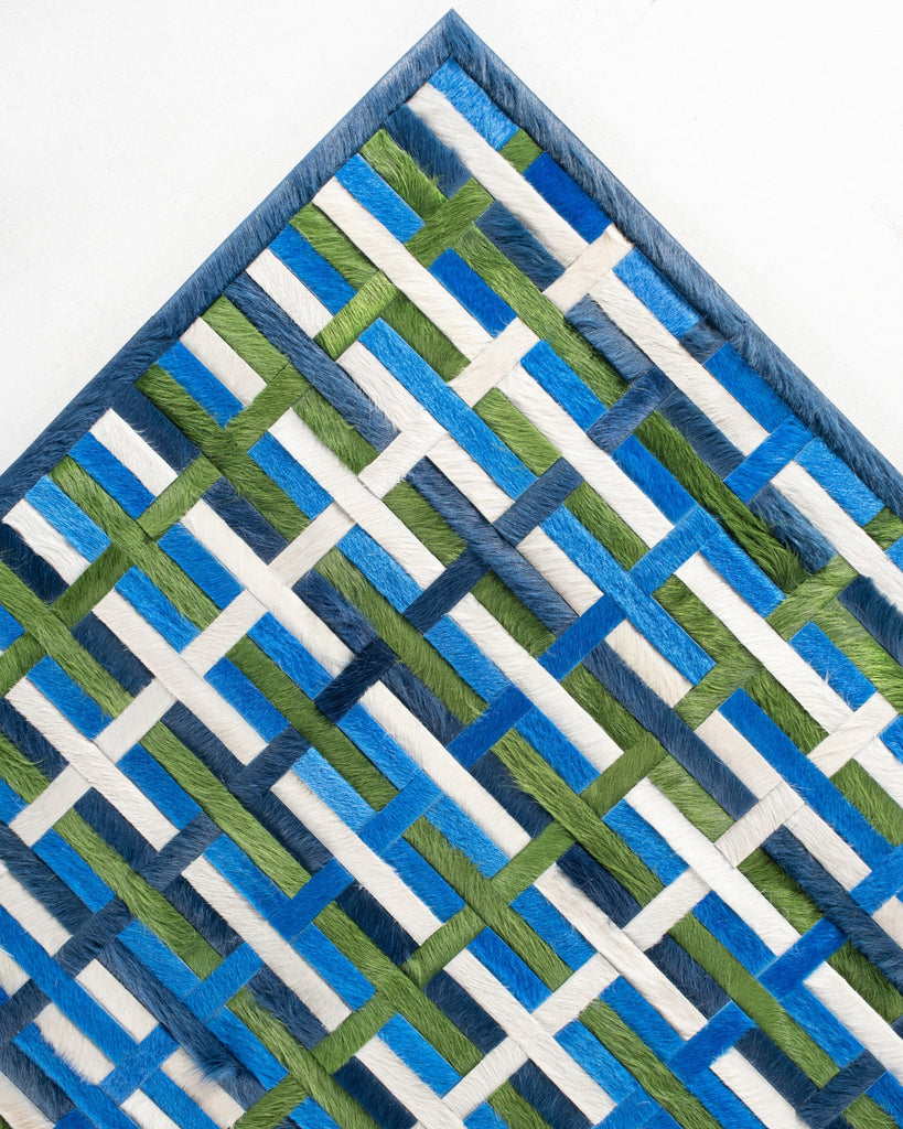 Rift / Hide Rug / 18693