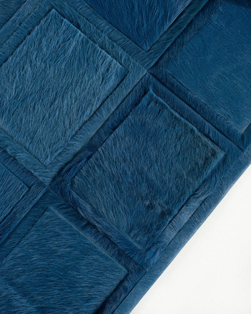 Promenade / Hide Rug / 20975