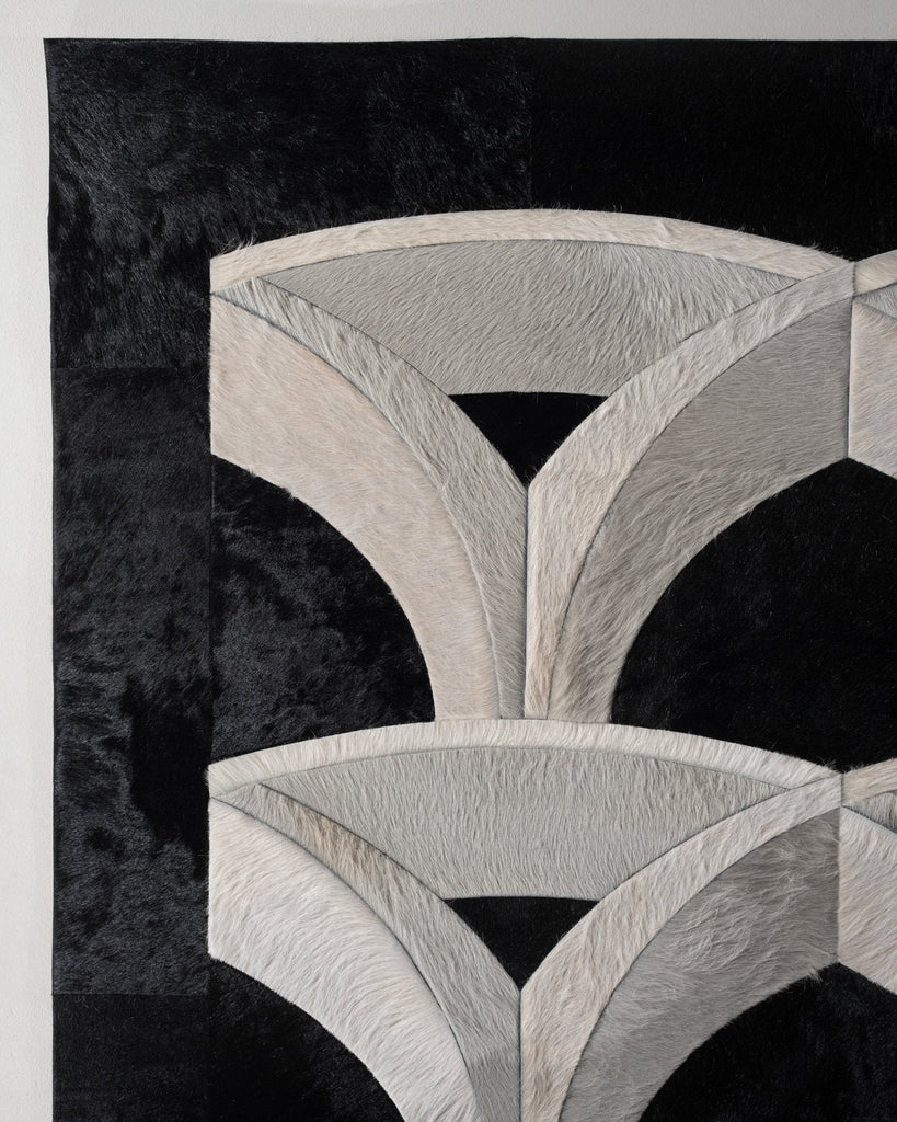 Eclipse / Hide Rug / 16883