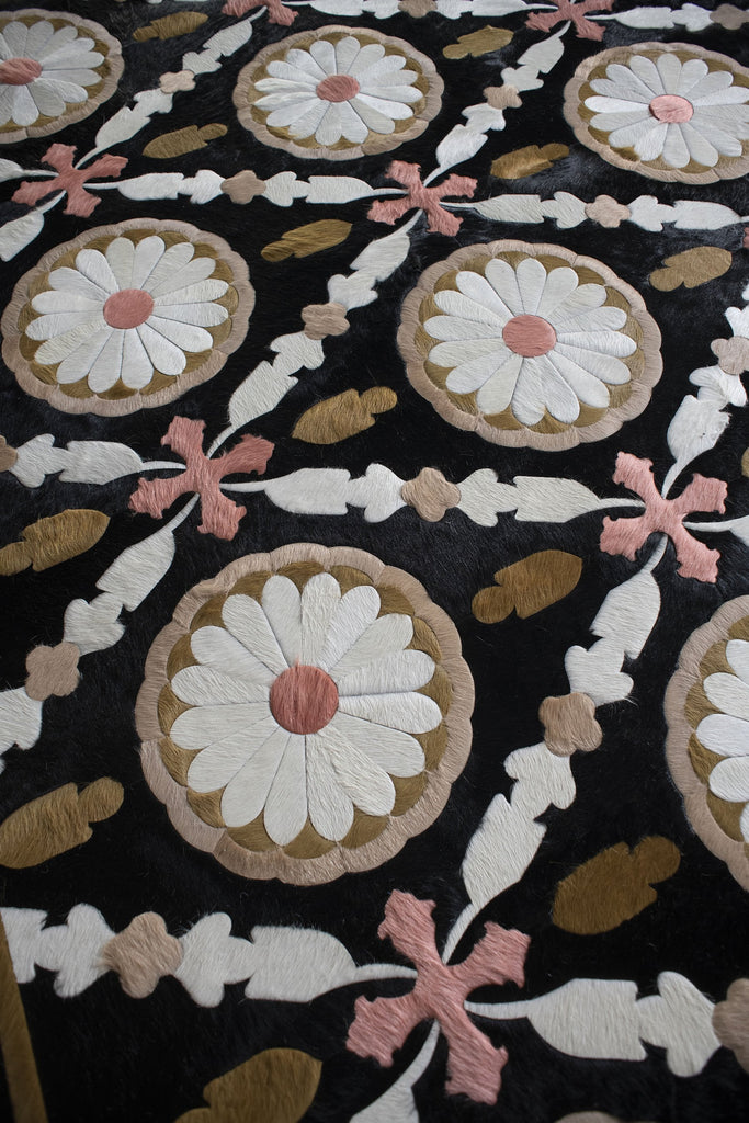 Aubusson / Hide Rug / 15319