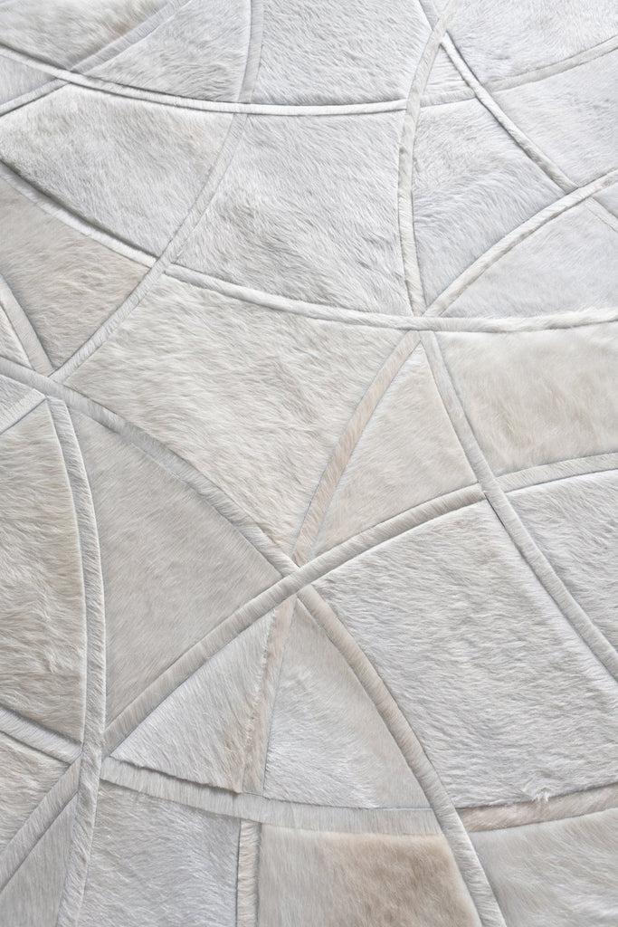 Silhouette / Hide Rug / 15114