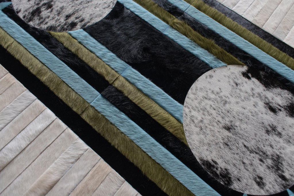 Atlas / Hide Rug / 22649