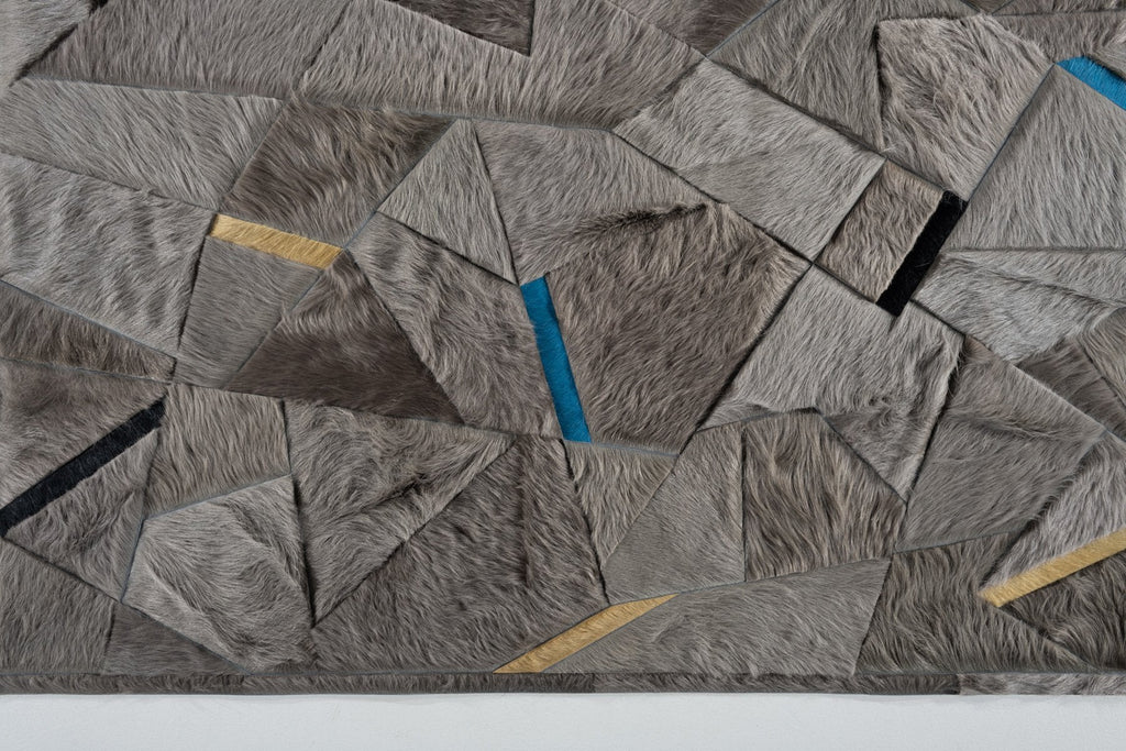 Broken / Hide Rug / 16216