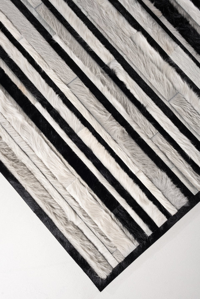 Jet Stream / Hide Rug / 15978