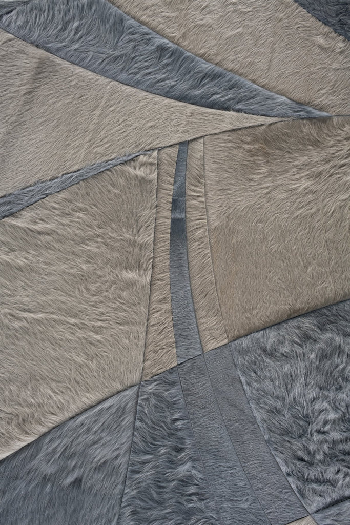 Luna / Hide Rug / 16120