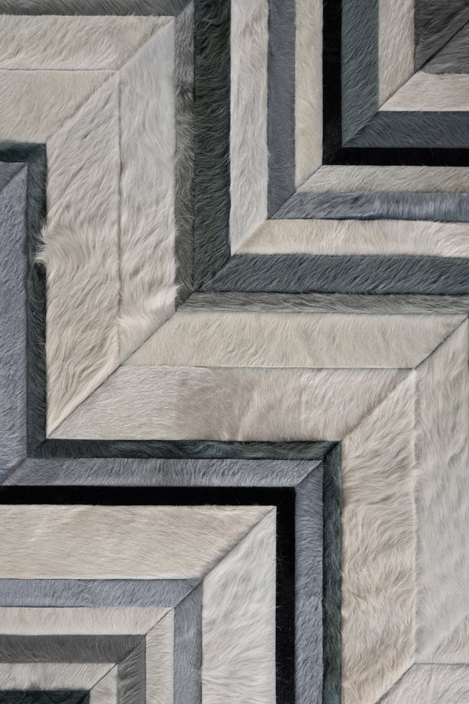 Custom / Hide Rug / 16825