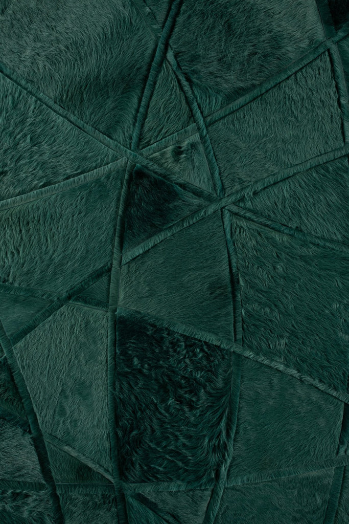 Silhouette / Hide Rug / 16660