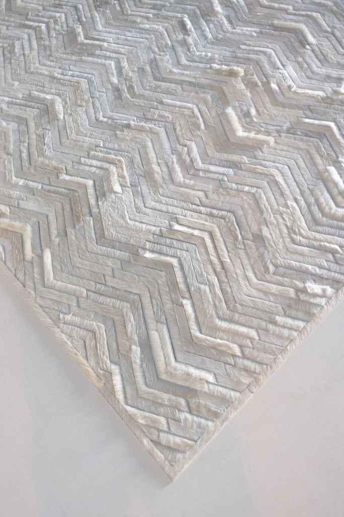 Reverb / Hide Rug / 13653