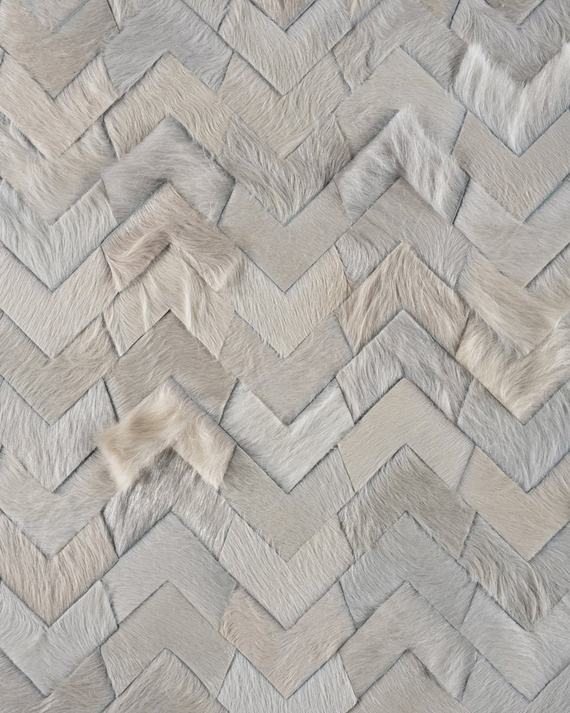 Vandal / Hide Rug / 17330