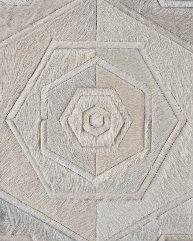 Cecelia / Hide Rug / 17245