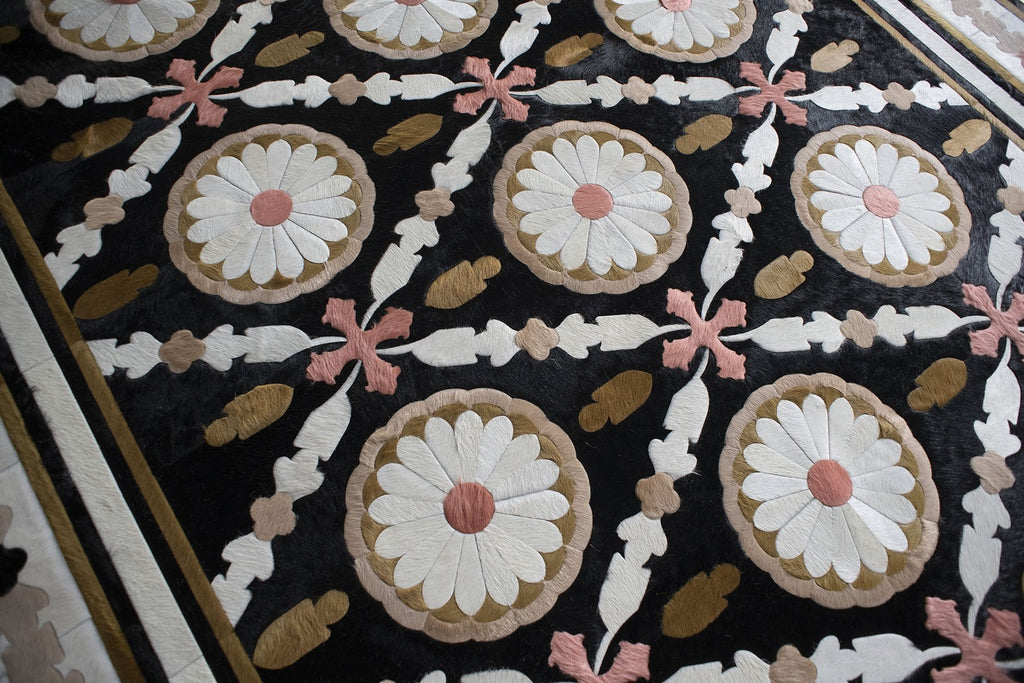 Aubusson / Hide Rug / 15319