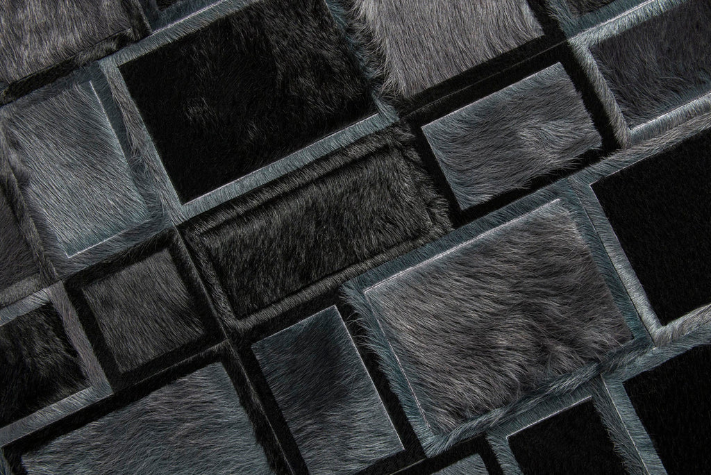 Confusion / Hide Rug / 17817