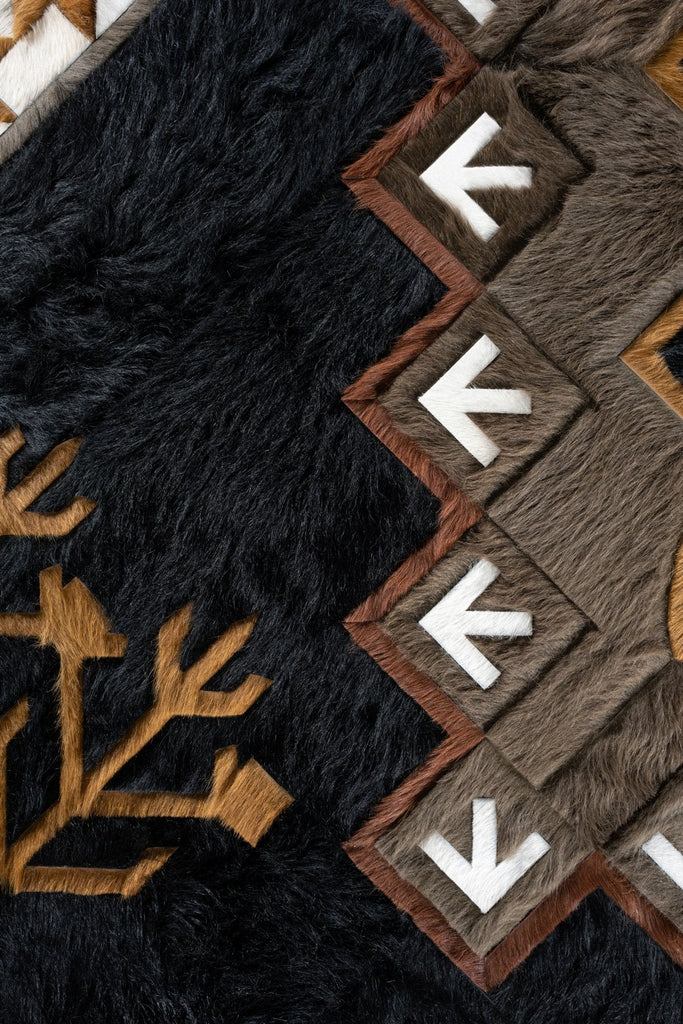Winterlude / Hide Rug / 16204