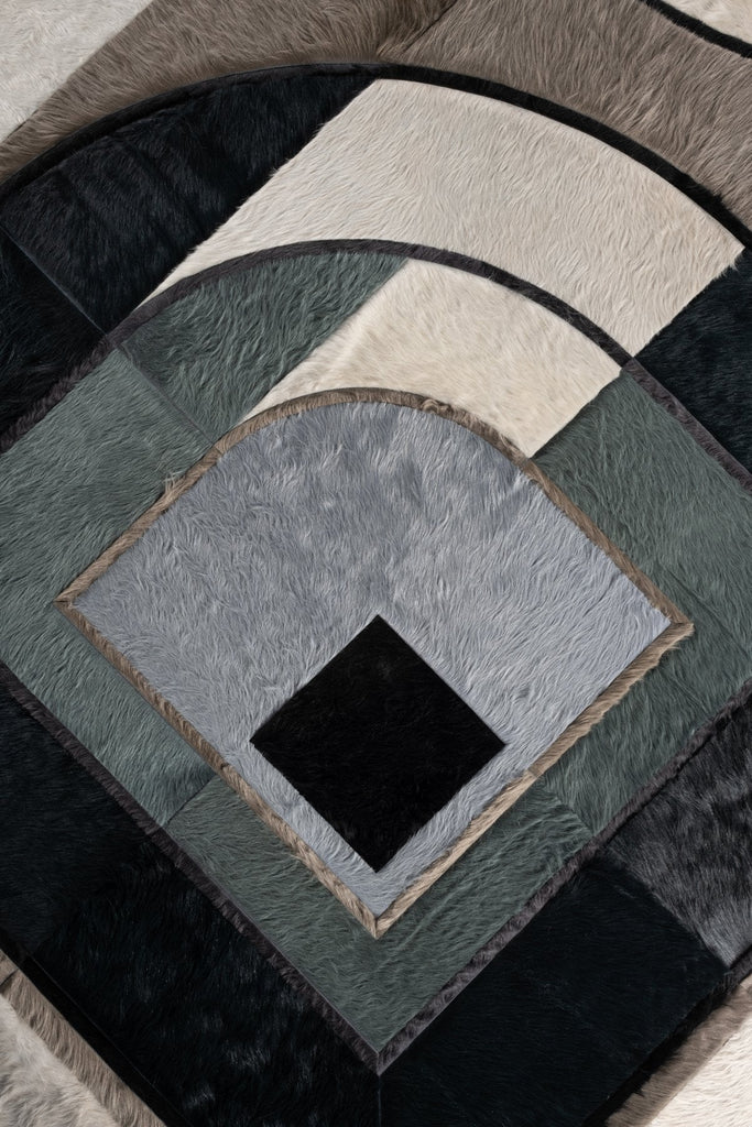 Custom / Hide Rug / 16719