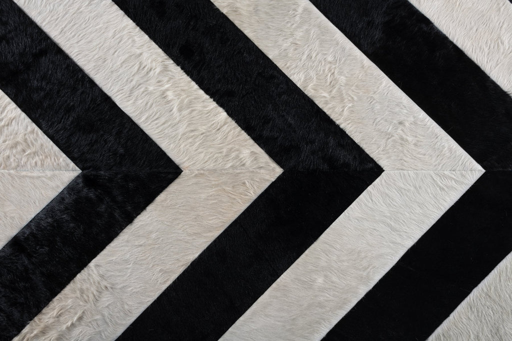 Custom / Hide Rug / 15107