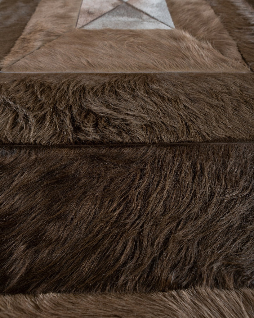 Custom / Hide Rug / 16901