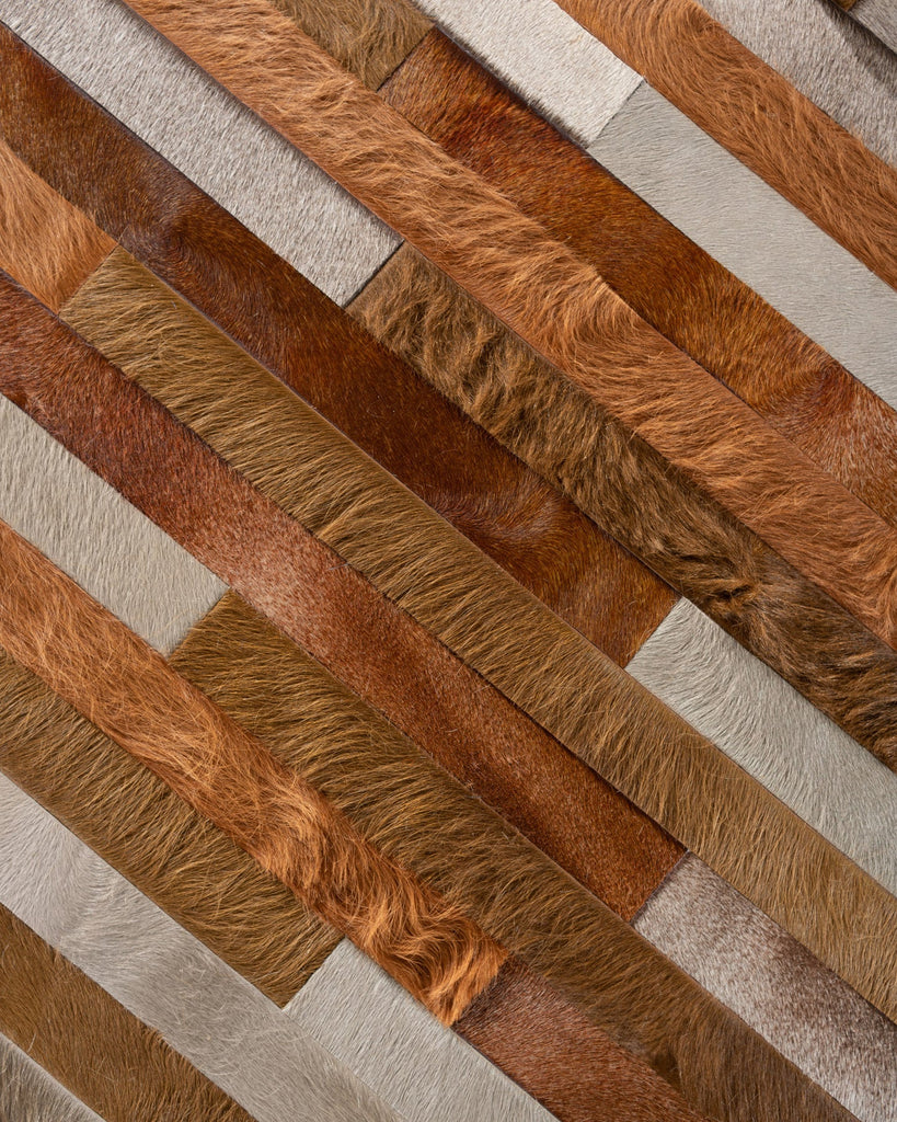 Borderline / Hide Rug / 17424