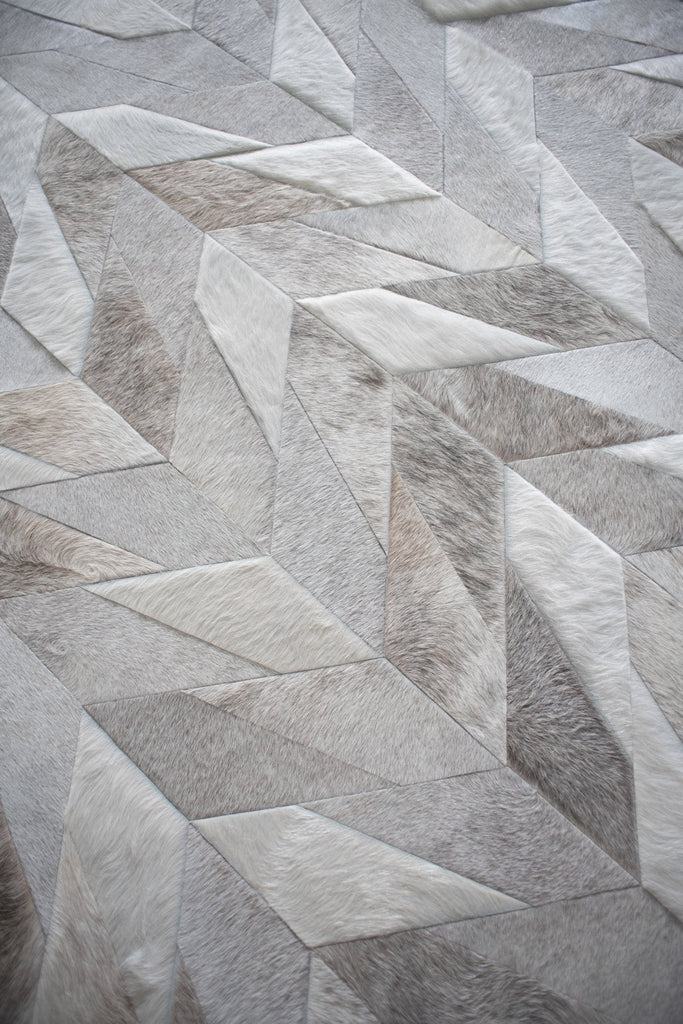 Lance / Hide Rug / 15478