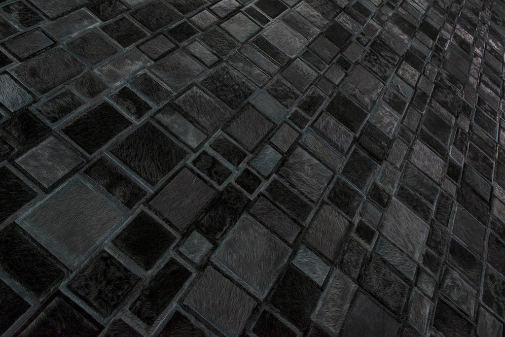 Confusion / Hide Rug / 17817