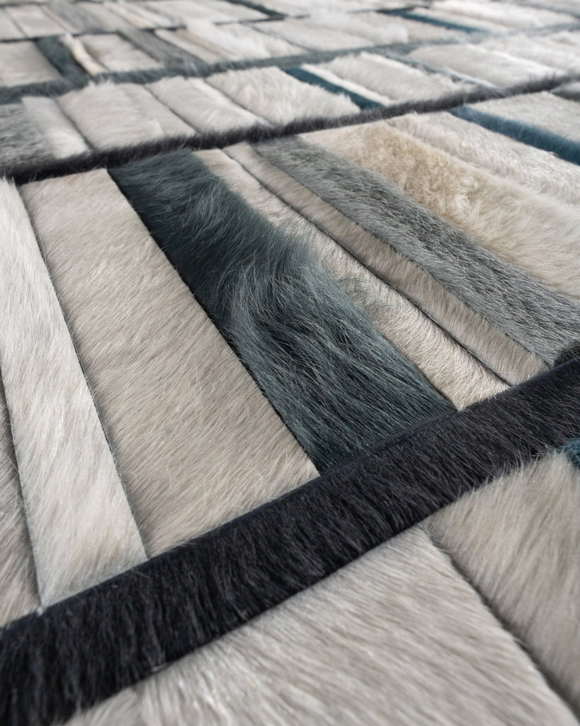 Four Seasons / Hide Rug / 15856