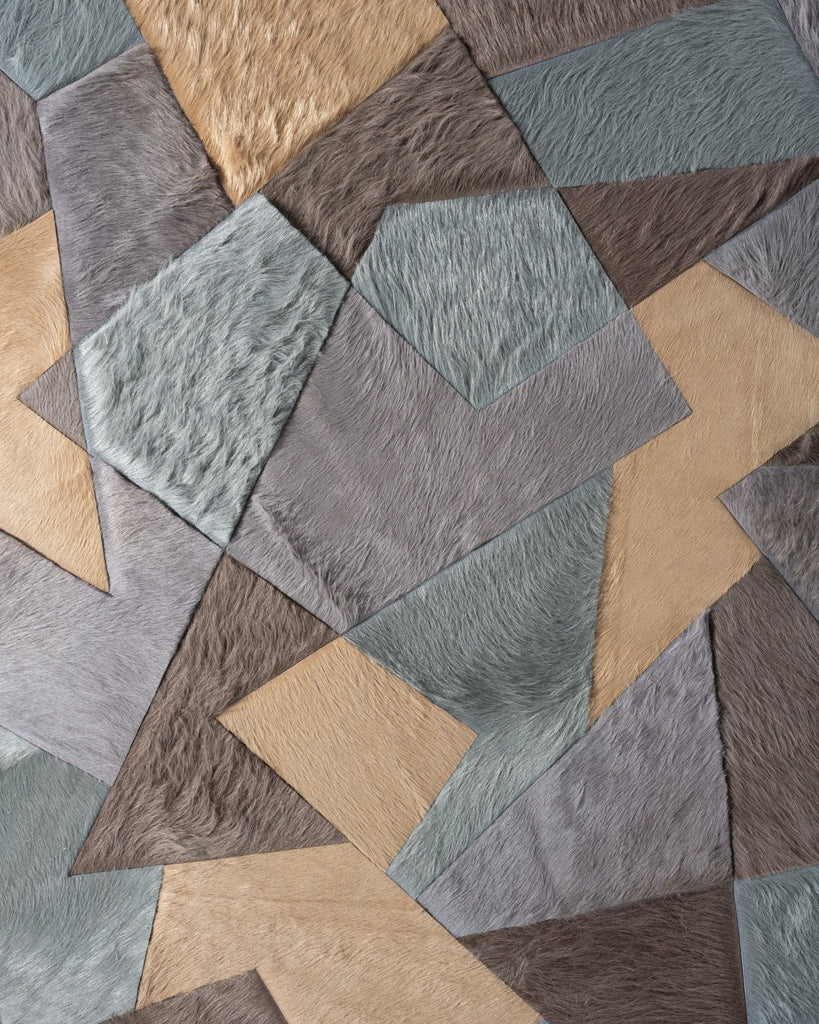 Broken / Hide Rug / 15263