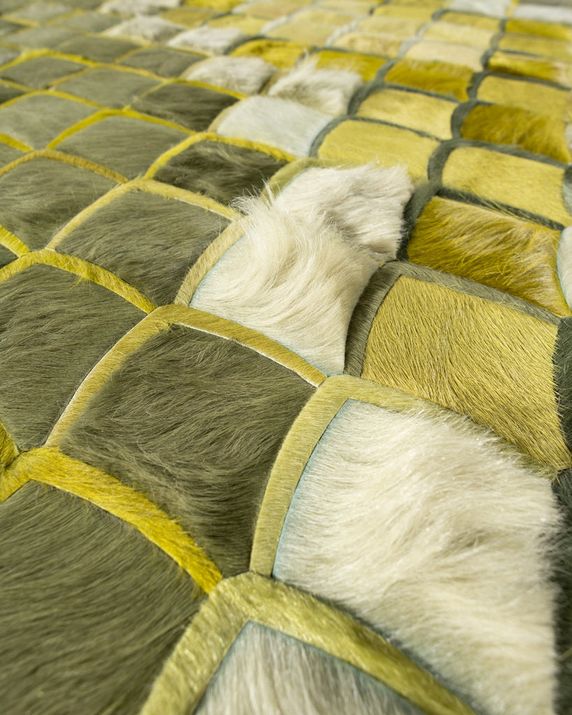 Slither / Hide Rug / 17654