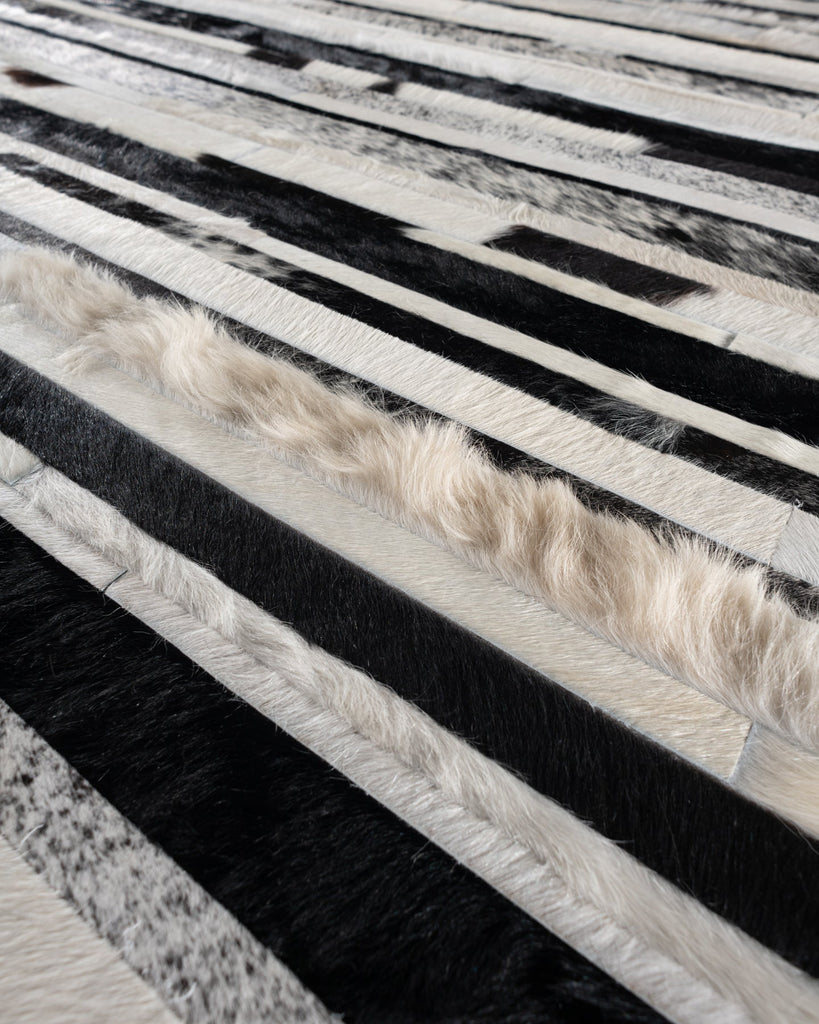Jet Stream / Hide Rug / 16884
