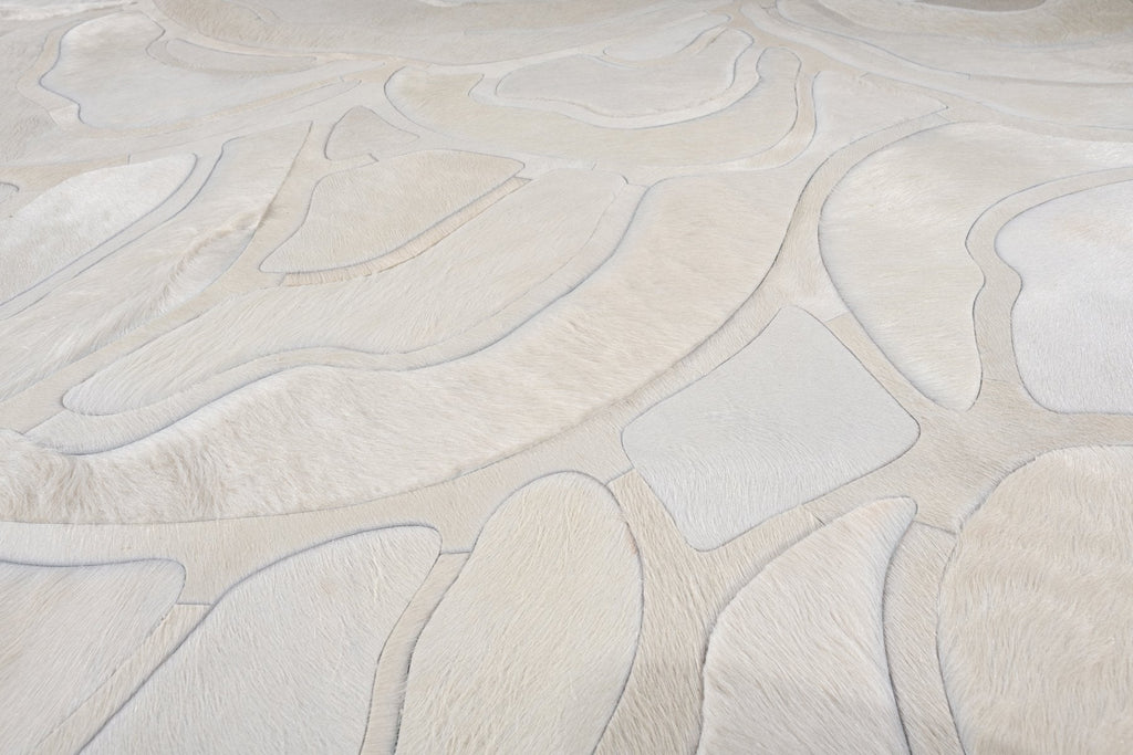 Bloom / Hide Rug / 15953