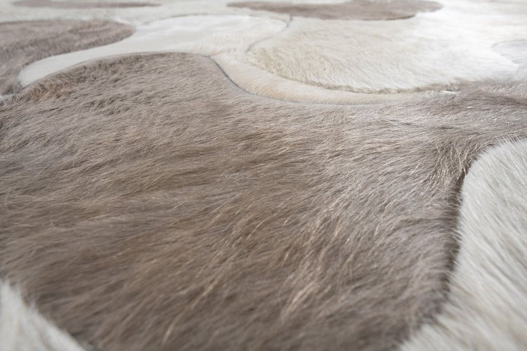 Lucid / Hide Rug / 16121