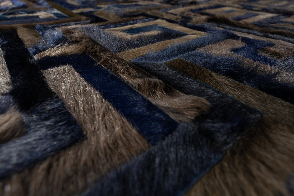 Turnkey / Hide Rug / 16681