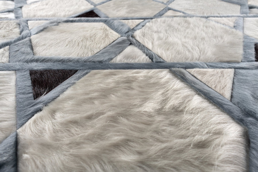Custom / Hide Rug / 16330