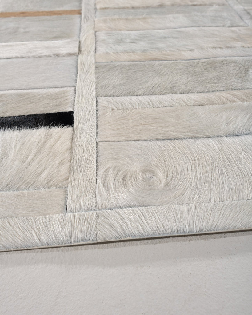 Boardwalk / Hide Rug / 16801