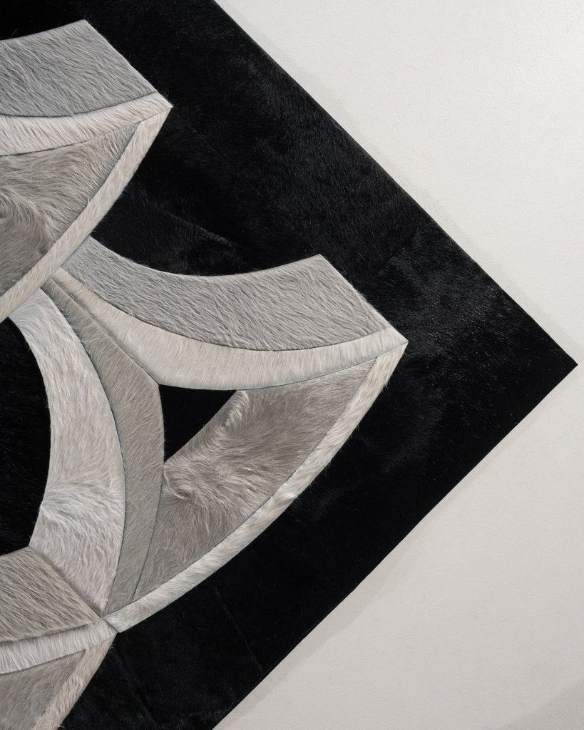 Eclipse / Hide Rug / 16883