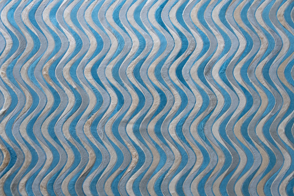 Flow / Hide Rug / 15215