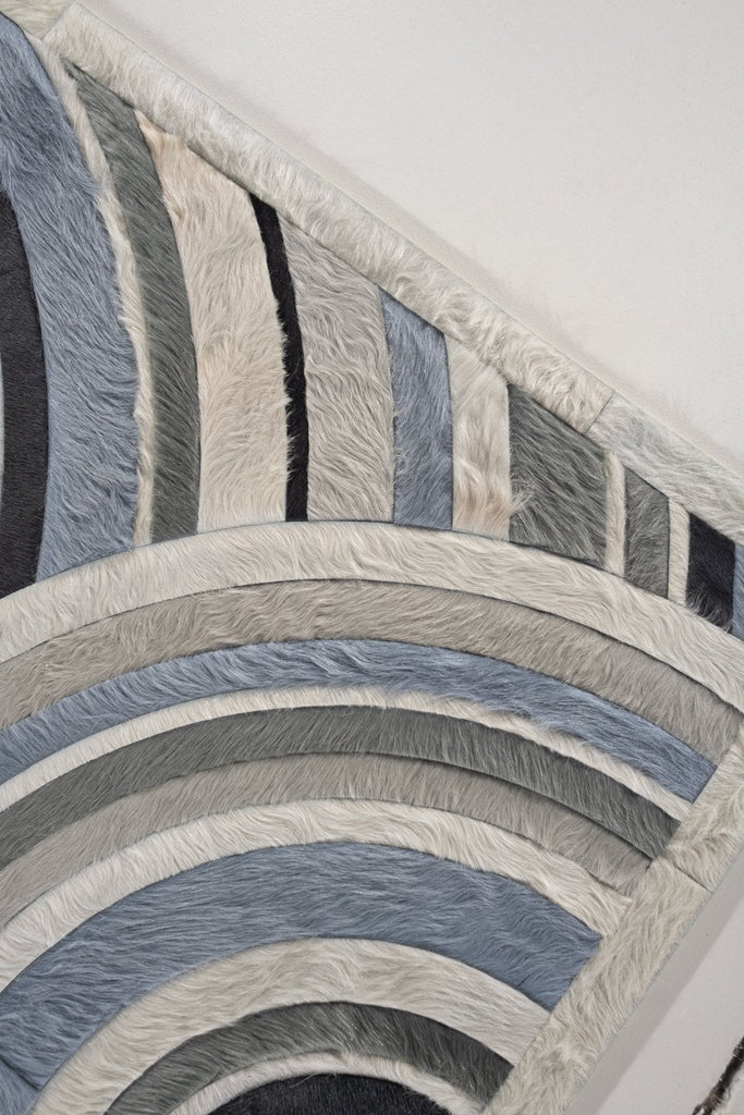 Spotlight / Hide Rug / 15924